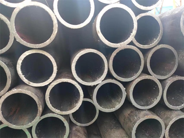 安顺10#结构用无缝钢管